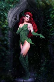 Poison Ivy #47 Cover C Noobovich Card Stock Var (Batman Bad Seeds) (DC Comics, 2026)