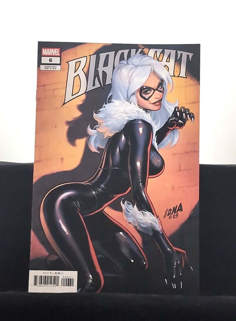 Black Cat #6 A/C - Choose Your Variant! Adam Hughes & David Nakayama