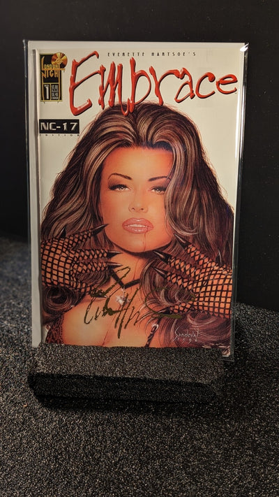 Embrace Comic #1 Carmen Electra Cover NC-17 London Night Signed Everette Hartsoe