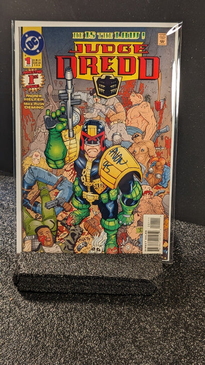 Judge Dreed #1 1994 DC Comics Signed by Mike Avon Oeming NM/M Copy