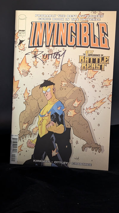 Invincible #19N Signed Ryan Ottley Battle Beast Blind Bag Foil Reprint!!