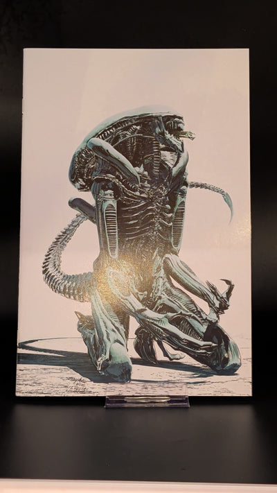 Alien #1AG Mike Mayhew White Spotlight Virgin